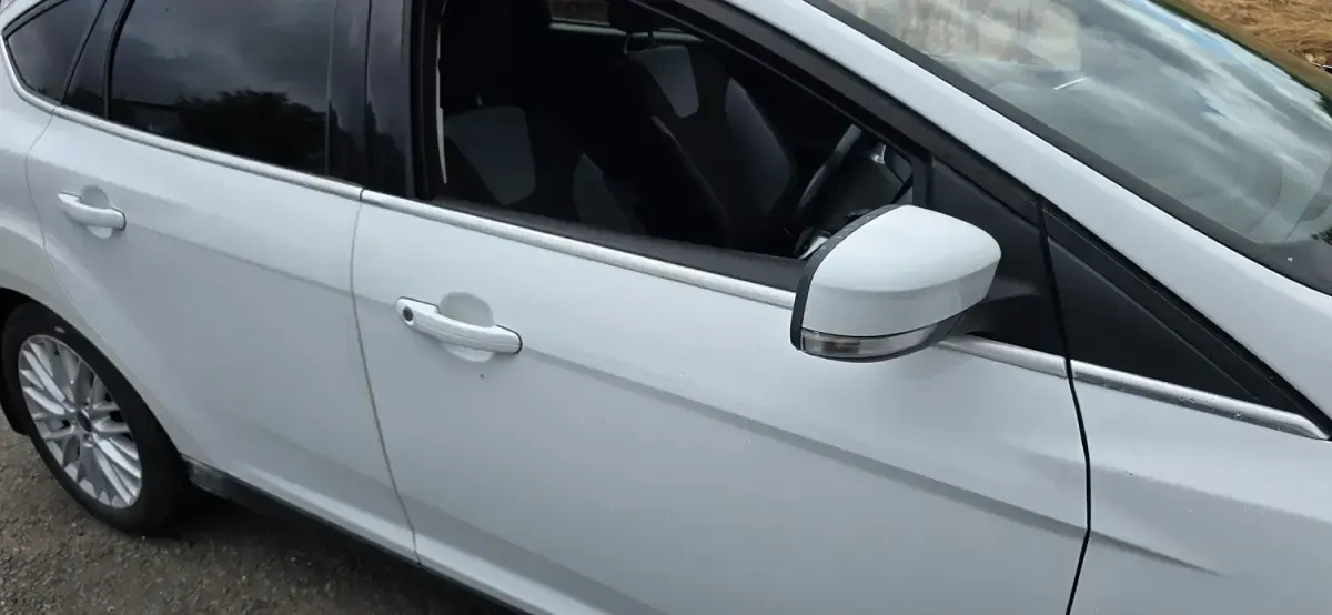 Used Ford Focus Zetec 2014 White Hatchback