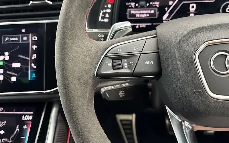 Used Audi Q8 Advanced 600 HP (441 kW) 2023 Grey SUV