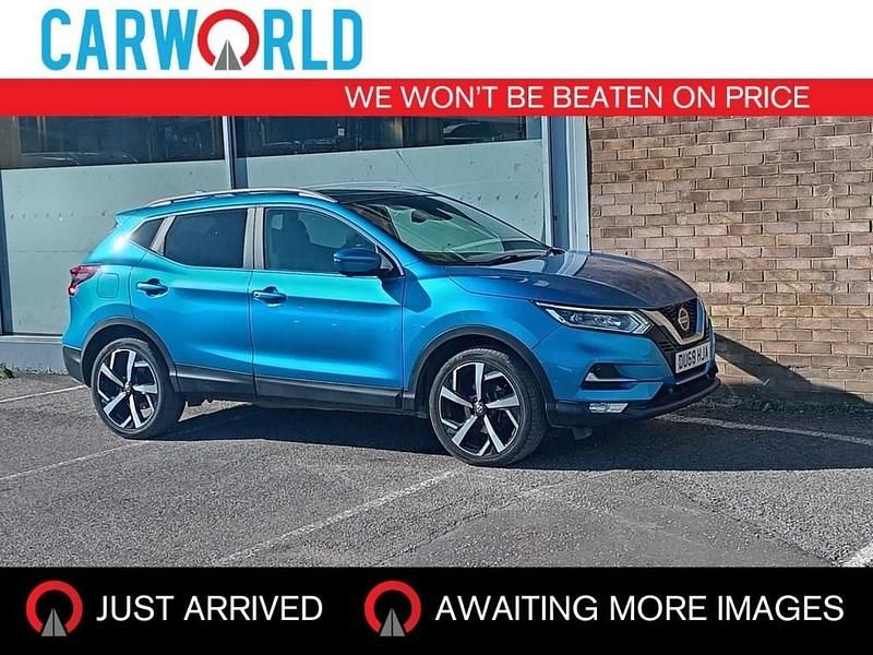 Blue Used 2018 Nissan Qashqai S SUV | £12,974 (Fair price) - Image 1/3