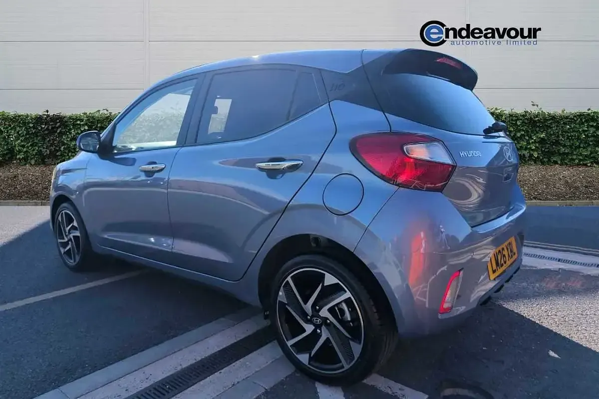 New Hyundai i10 Premium 83 HP (61 kW) 2026 Hatchback
