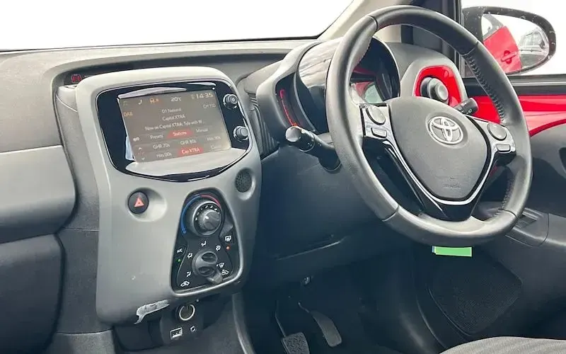 Used Toyota Aygo X-play 72 HP (52 kW) 2019 Red Hatchback