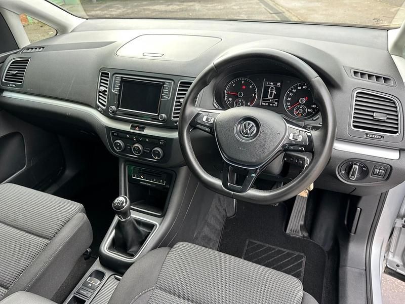 Used VW Sharan SE 150 HP (110 kW) 2017 Silver MPV
