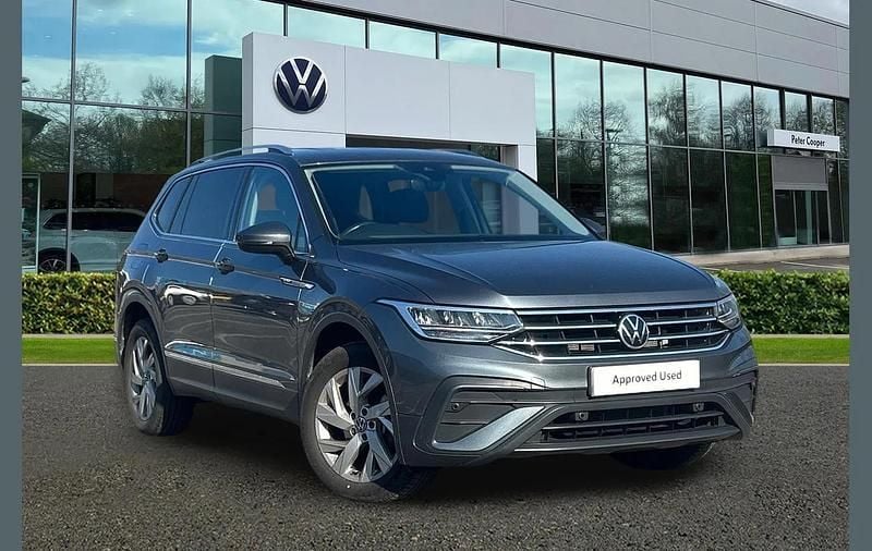 Used VW Tiguan Allspace Life 150 HP (110 kW) 2021 Grey SUV