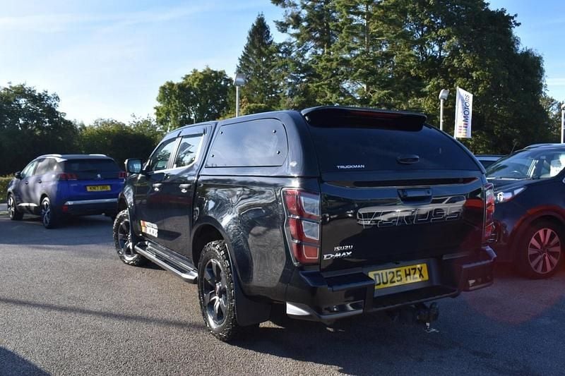 Used Isuzu D-Max 2025 Black Pickup
