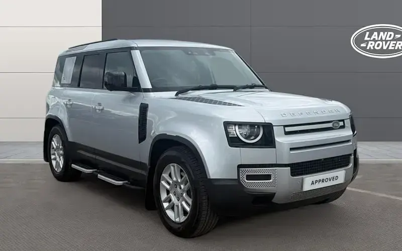 Used Land Rover Defender S 250 HP (183 kW) 2022 SUV