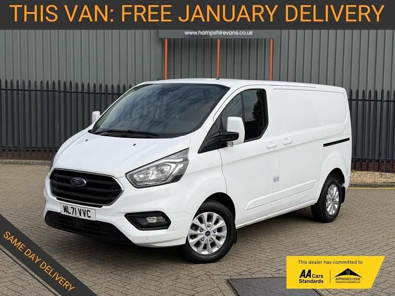 Used Ford Transit Custom Limited 130 HP (95 kW) 2021 White Van