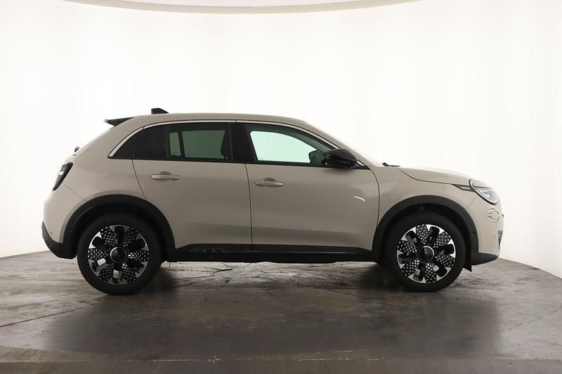 Used Fiat 600 La Prima 2025 Beige SUV