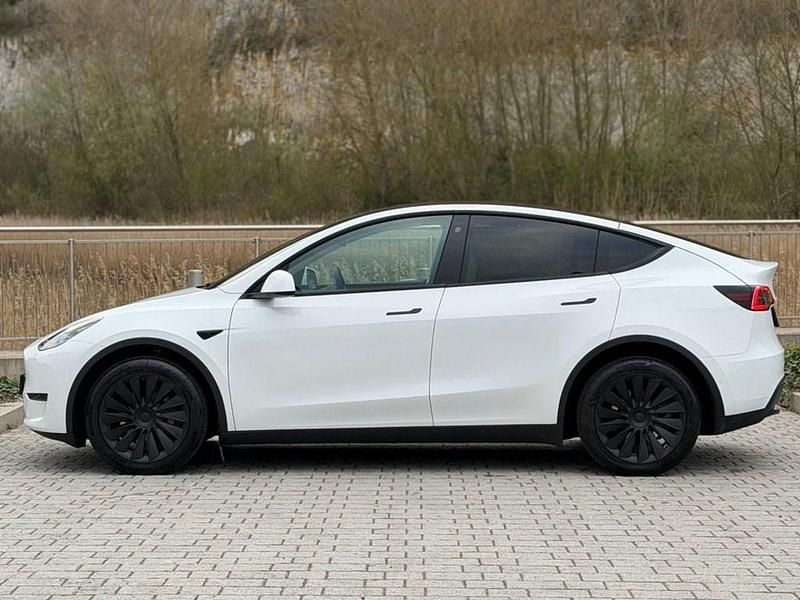 Used Tesla Model Y Long Range AWD 378 kW (514 HP) 2022 White SUV