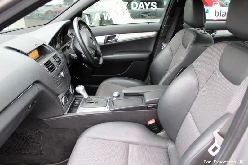 Used Mercedes C200 2009 Sedan