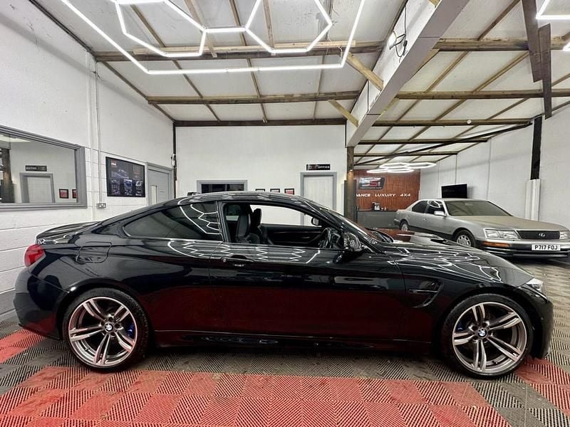 Used BMW M4 Performance 431 HP (317 kW) 2018 Black Coupe