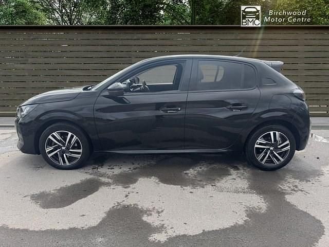 Used Peugeot 208 Allure+ 100 HP (73 kW) 2023 Black Hatchback