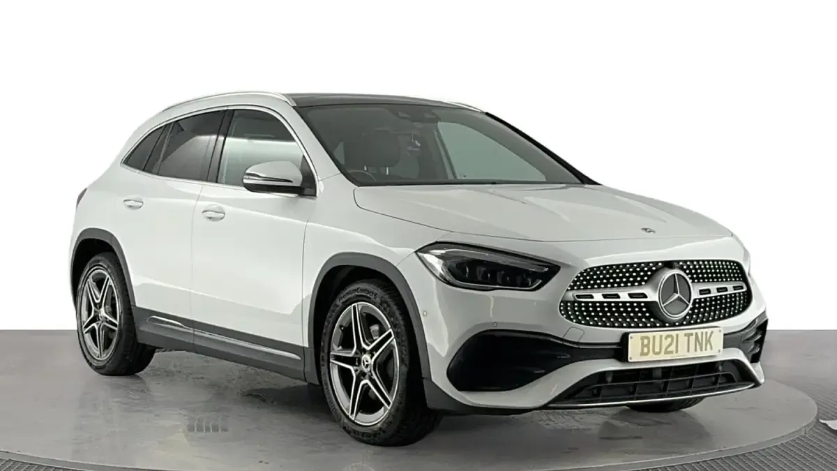 Used Mercedes GLA200 AMG Line Premium Plus 163 HP (119 kW) 2021 White SUV