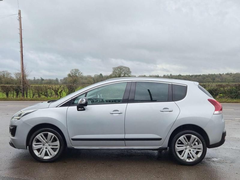 Begagnad Peugeot 3008 Allure 2014 Silver Halvkombi