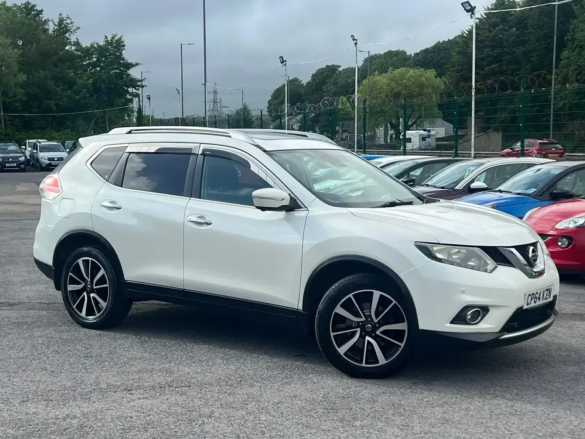 Used Nissan X-Trail N-TEC 130 HP (95 kW) 2015 White SUV