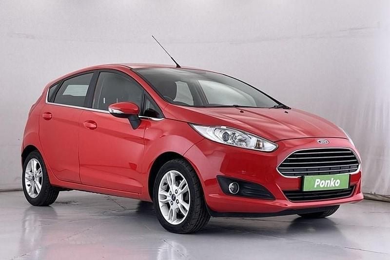 Red Used 2015 Ford Fiesta Zetec Hatchback | £7,250 (Fair price) - Image 1/1