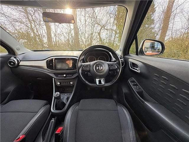 Used MG MG3 Exclusive 2023 Silver Hatchback