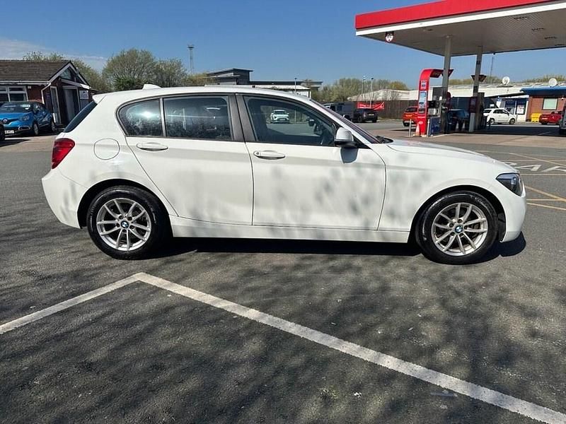 Used BMW 120 Comfort Edition 2015 White Hatchback