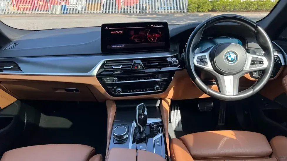 Used BMW 530e M Sport 288 HP (211 kW) 2023 Black Estate