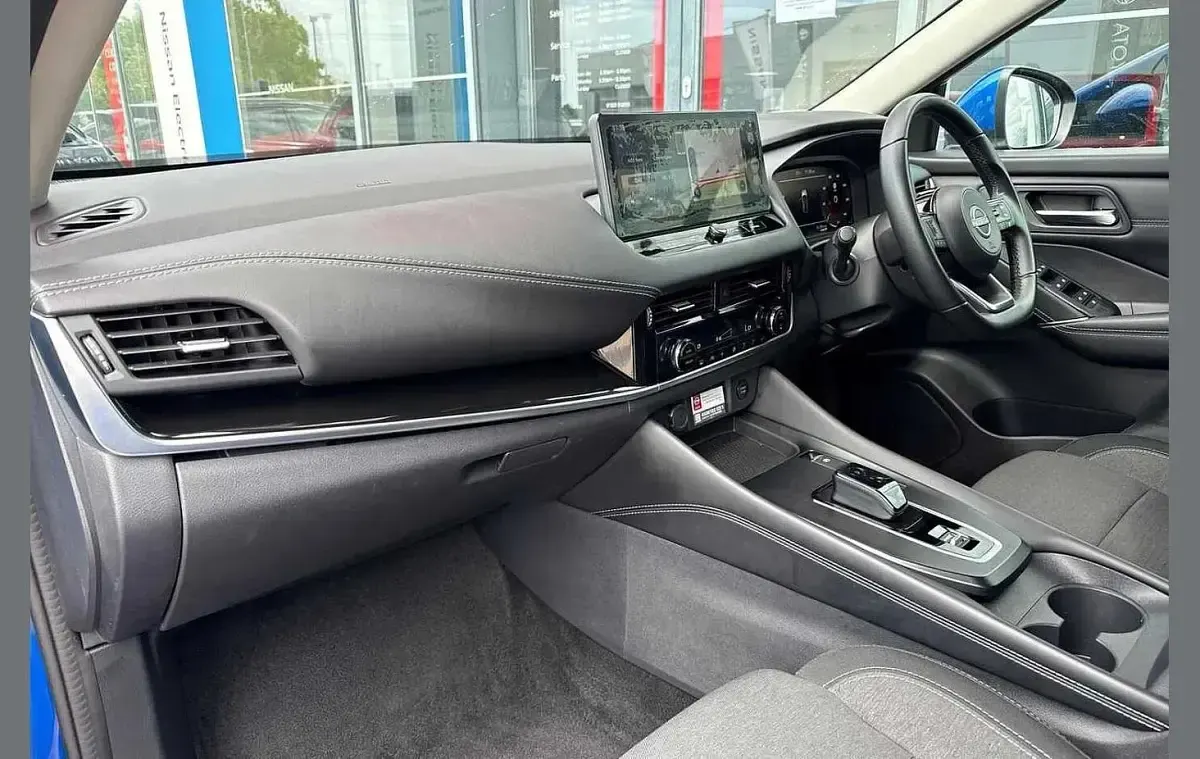 Used Nissan Qashqai N-Connecta 190 HP (139 kW) 2023 Blue SUV