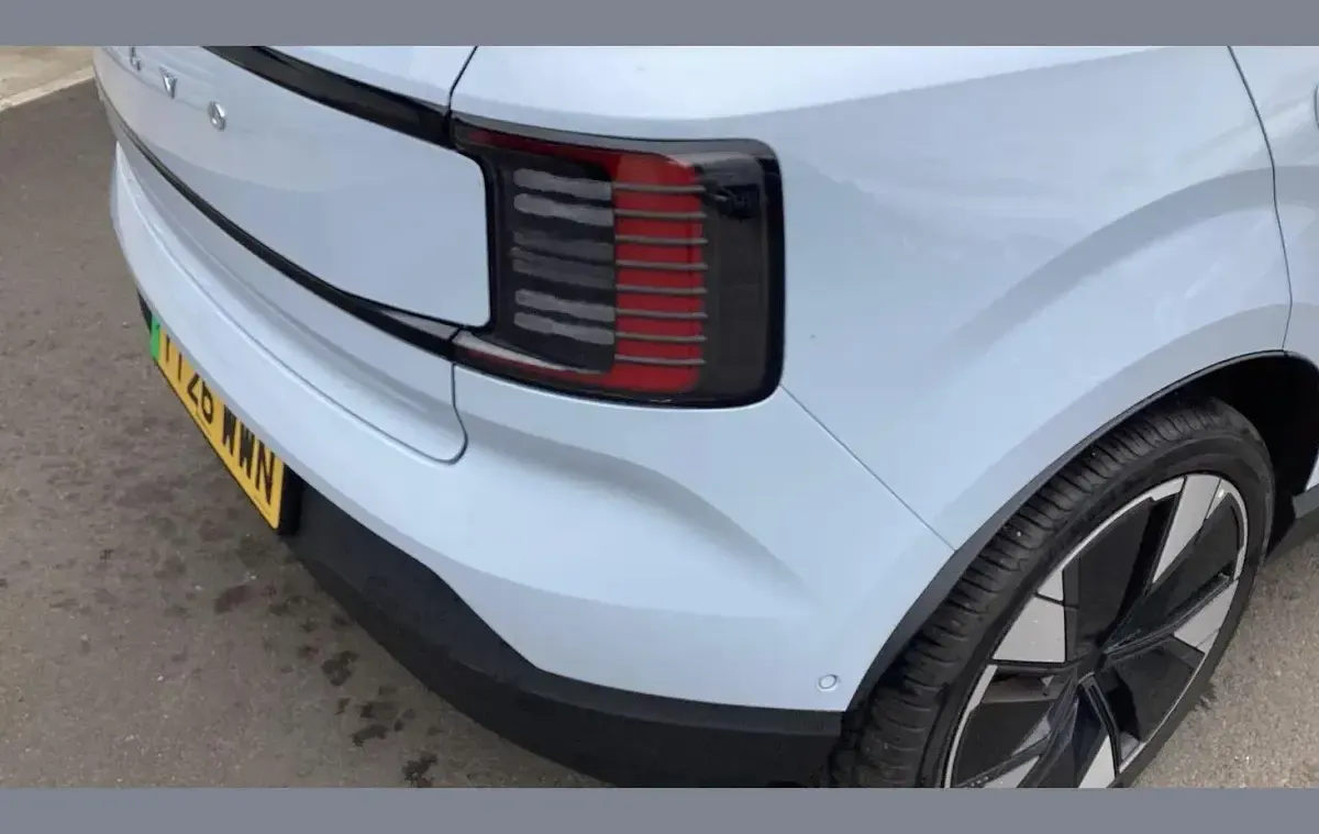 New Volvo EX30 Performance 314 kW (428 HP) 2026 White SUV