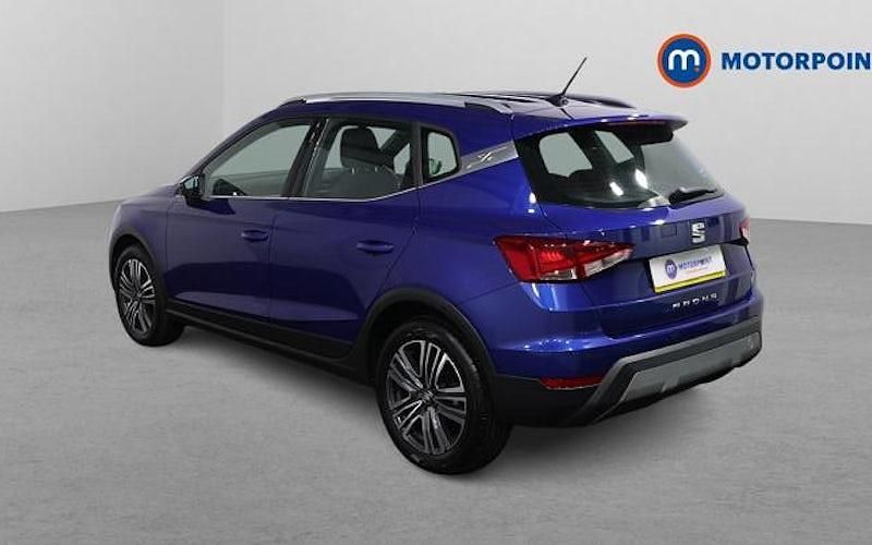 Used Seat Arona XCELLENCE 110 HP (80 kW) 2021 Blue SUV