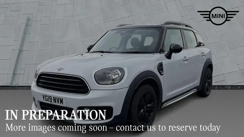 Usado Mini Cooper Countryman Classic 134 CV (98 kW) 2019 Blanco SUV
