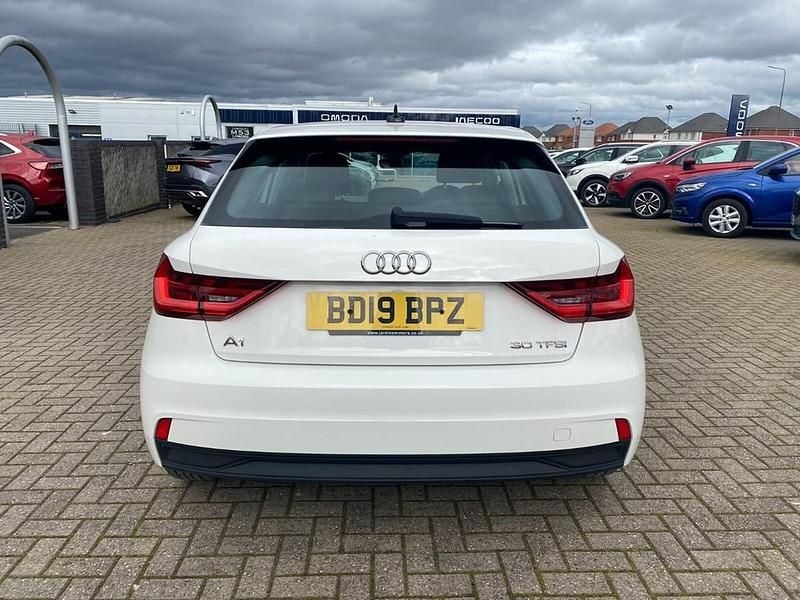 Usado Audi A1 Design 2019 Branco SUV