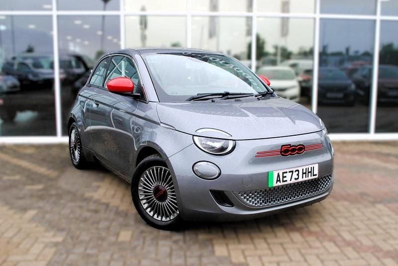 Used Fiat 500e Red 86 kW (118 HP) 2023 Grey Hatchback