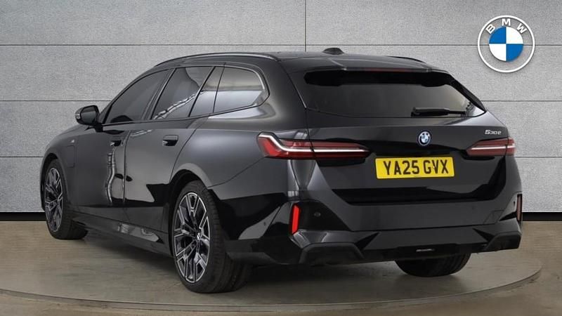 Used BMW 530e M Sport 295 HP (216 kW) 2025 Black Estate