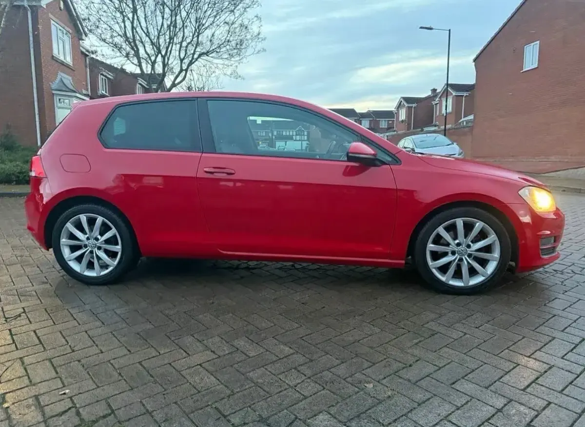 Used VW Golf VII GT 150 HP (110 kW) 2014 Red Hatchback