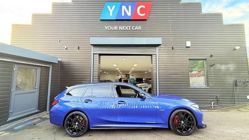 Used BMW 330e M Sport 288 HP (211 kW) 2022 Blue Estate