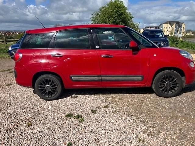 Used Fiat 500L Lounge 85 HP (62 kW) 2014 MPV