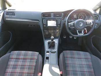 Używany VW Golf VII GTI 230 KM (169 kW) 2015 Czarny Hatchback