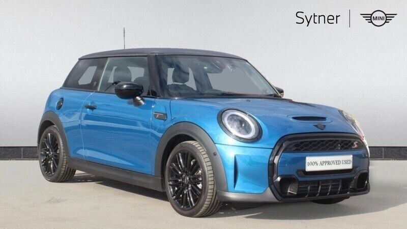 Blue Used 2023 Mini Cooper S Exclusive Hatchback | £25,250 (Fair price) - Image 1/4
