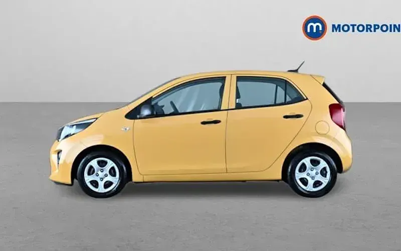 Used Kia Picanto 67 HP (49 kW) 2024 Yellow Hatchback