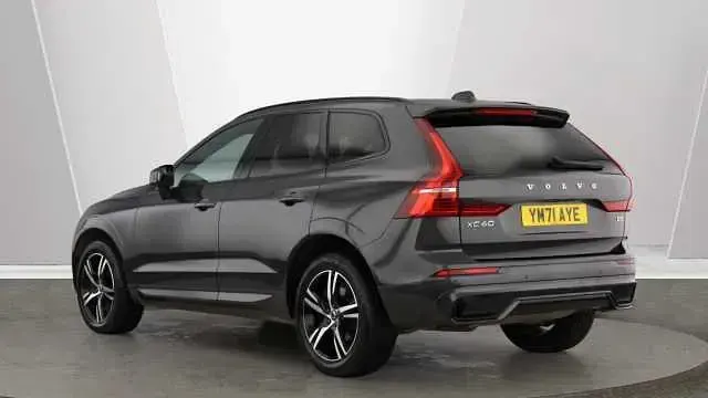 Usado Volvo XC60 R-Design 247 HP (181 kW) 2022 SUV