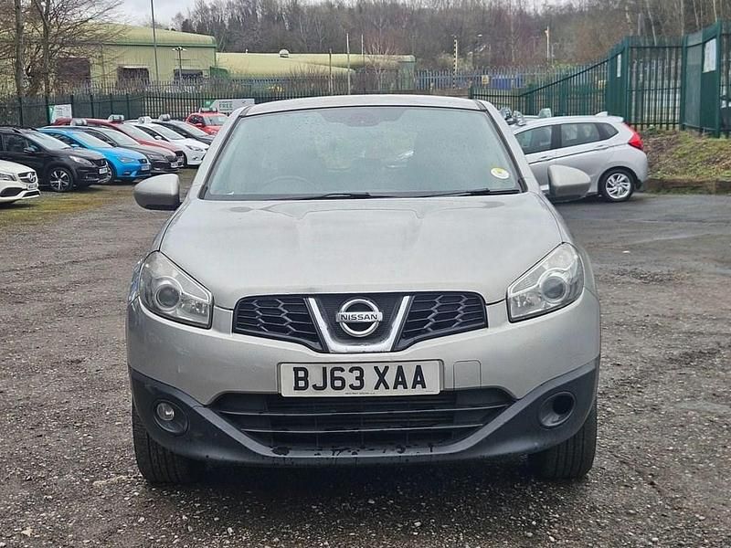 Used Nissan Qashqai Acenta 110 HP (80 kW) 2013 Silver SUV