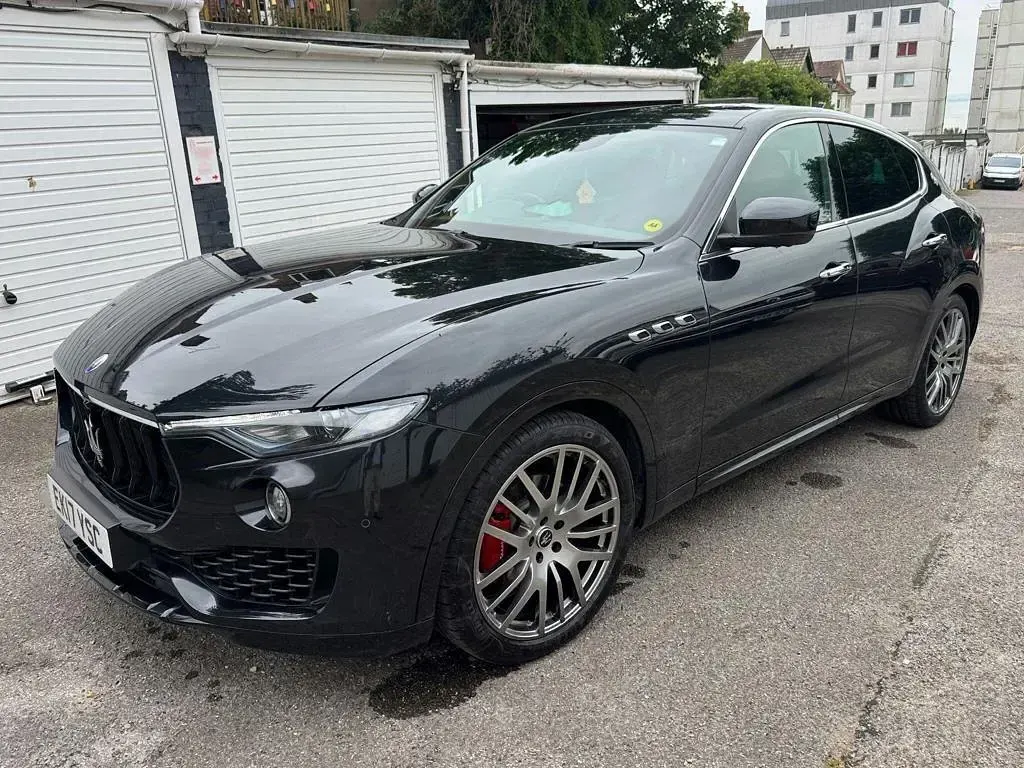 Used Maserati Levante 275 HP (202 kW) 2017 Black SUV