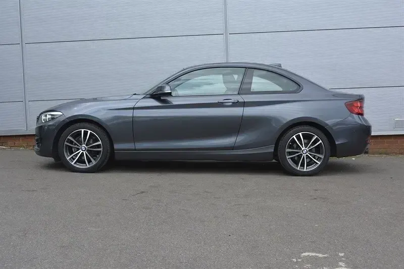Used BMW 218 Sport Line 136 HP (100 kW) 2021 Grey Coupe
