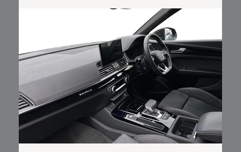 Used Audi Q5 Black Edition 204 HP (150 kW) 2024 Blue SUV