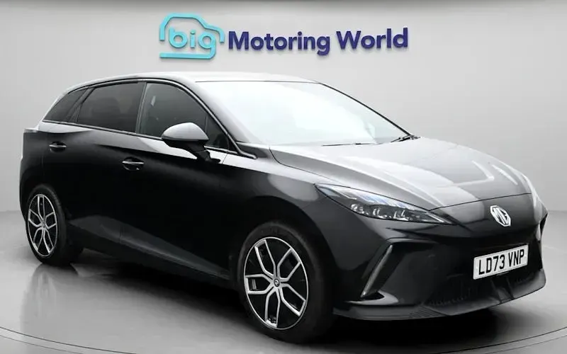 Usado MG MG4 EV Trophy 150 kW (204 HP) 2025 Citadino