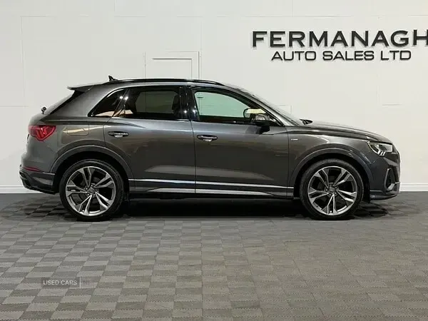 Used Audi Q3 S-Line 150 HP (110 kW) 2022 Grey SUV