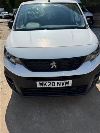 White Used 2020 Peugeot Partner S MPV | £10,200 (Fair price) - Image 1/1