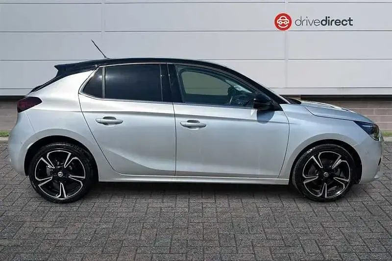 Second-hand Vauxhall Corsa Edition 100 CP (73 kW) 2022 Gri Hatchback