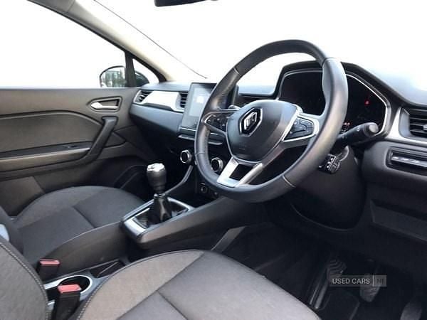 Used Renault Captur Iconic 2022 Red SUV