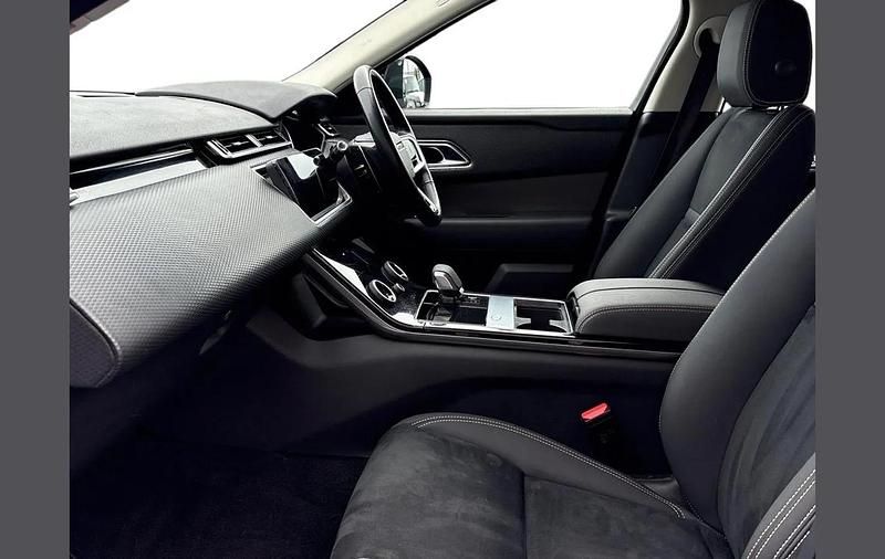 Used Land Rover Range Rover Velar 200 HP (147 kW) 2022 Grey SUV