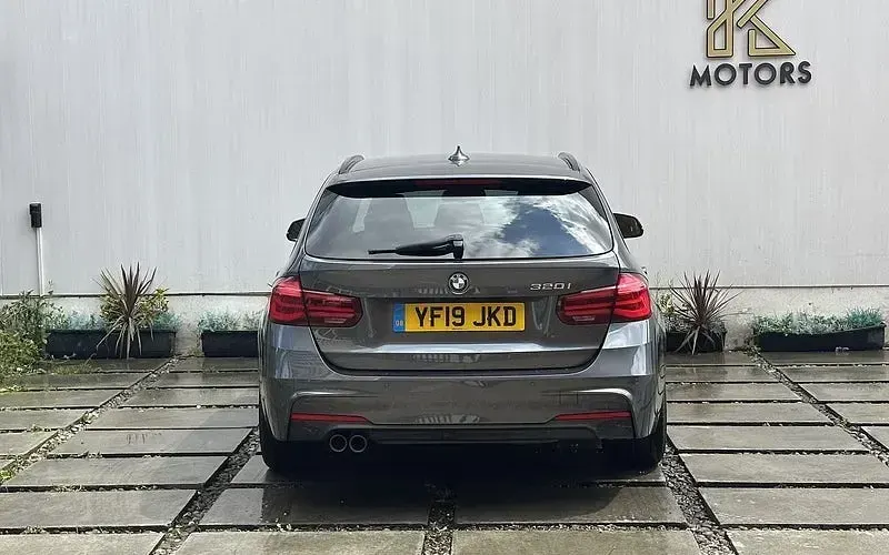 Used BMW 320 M Sport 184 HP (135 kW) 2019 Grey Estate