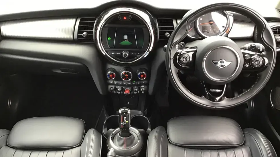 Usado Mini Cooper S Exclusive 189 CV (139 kW) 2020 Rojo Utilitario