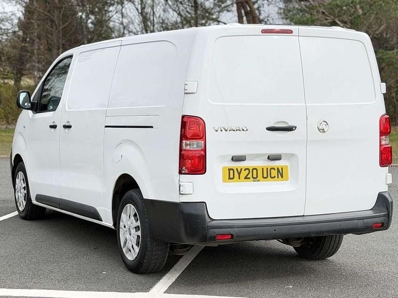 Used Vauxhall Vivaro 100 HP (73 kW) 2020 White MPV