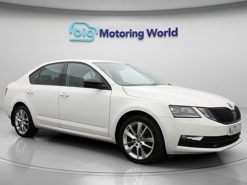 White Used 2020 Skoda Octavia SE L Hatchback | £12,600 (Good price) - Image 1/4